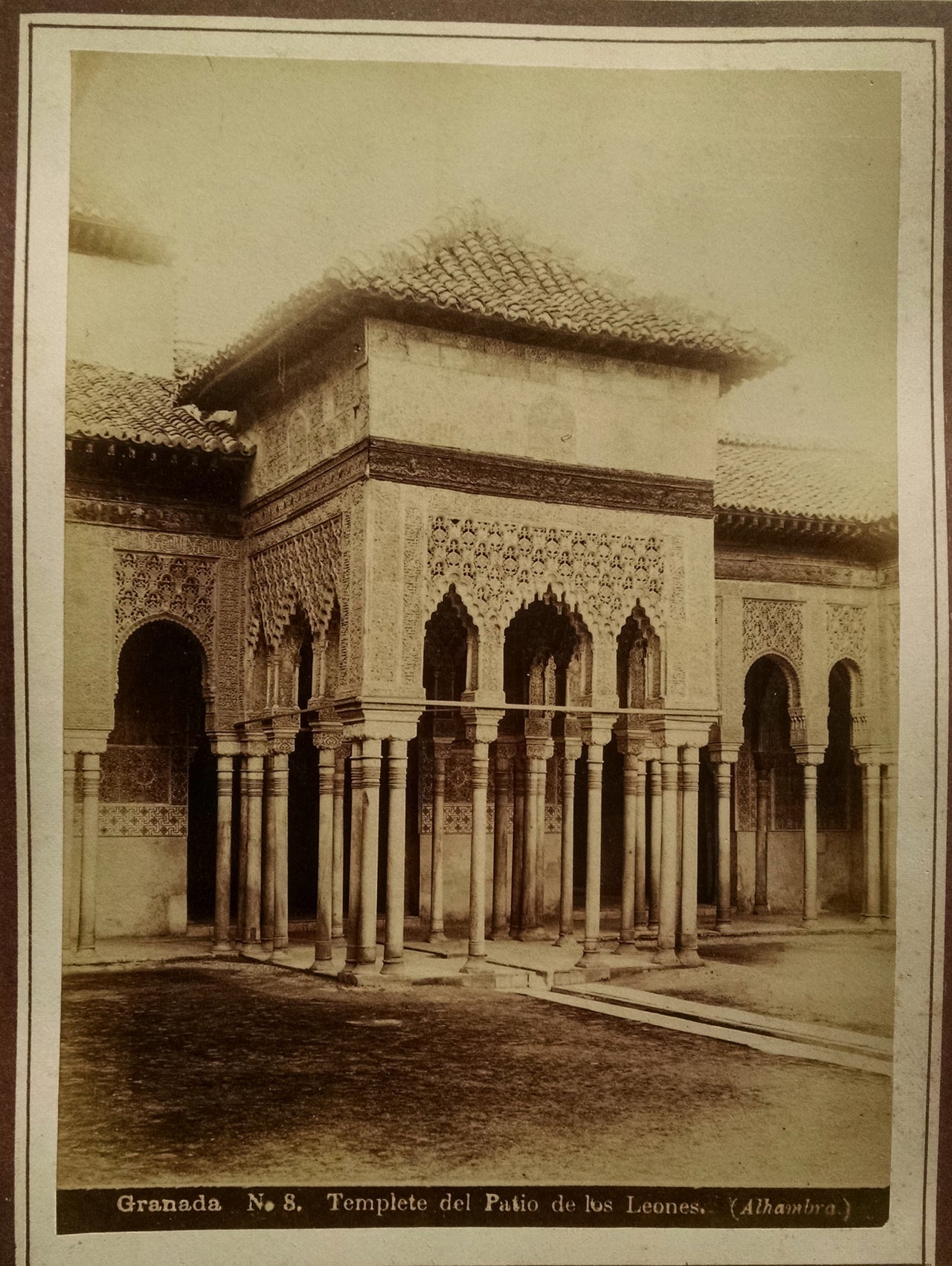 Album Recuerdo de la Alhambra.